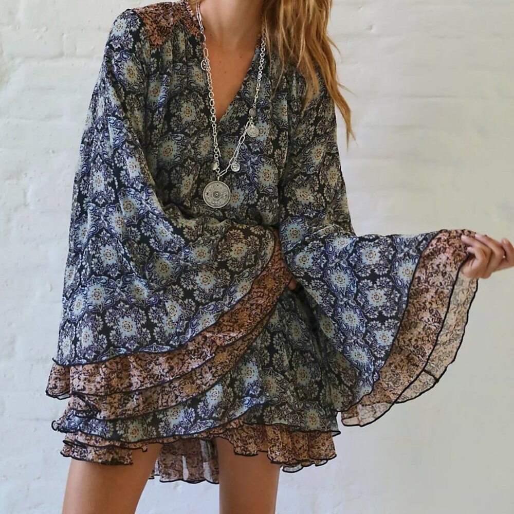 Free People Gabi Tunic Top – XS – Boho Bell Sleeve/Ruffle Detail – Open Back